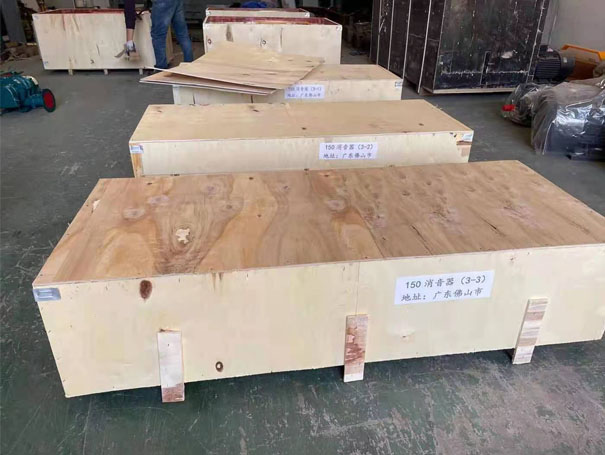 開工啦！發(fā)往佛山XQSSR150羅茨鼓風機 30KW4臺(圖2)